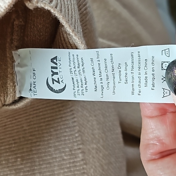 Zyia Sweater and Sweater Skirt Bundle - Picture 8 of 8